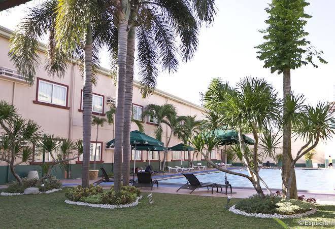 Holiday Spa Hotel Image