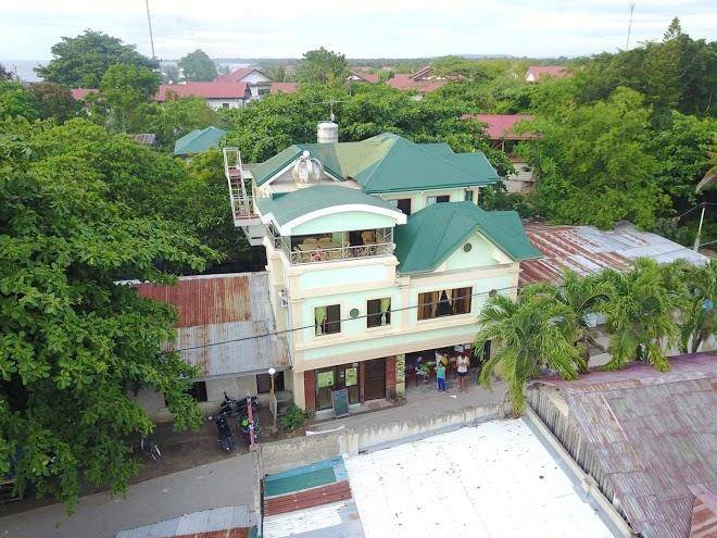 Pacifico's castillo verde