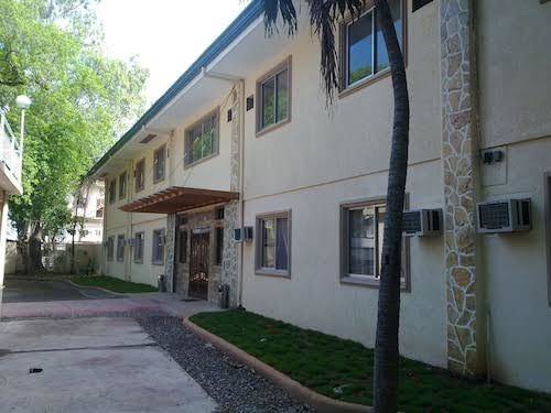 Park Hill Hotel Mactan Image