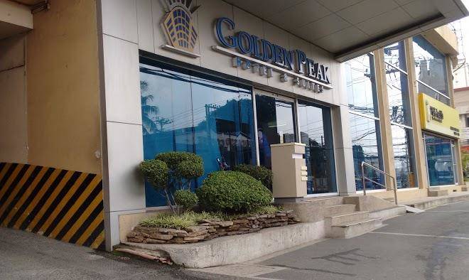 The golden peak hotel & suites