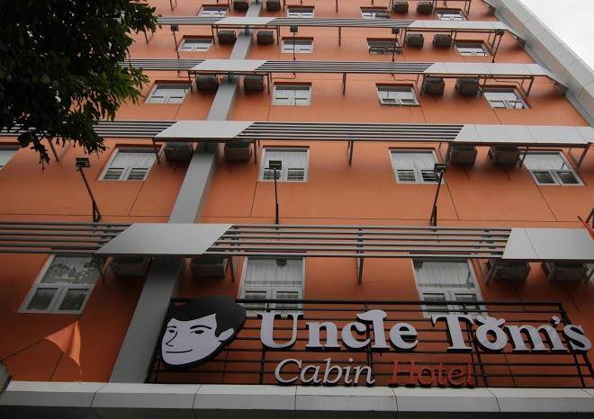 Uncle tom's cabin hotel