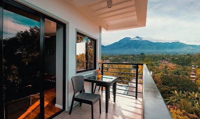 Kingswick residences and lodge