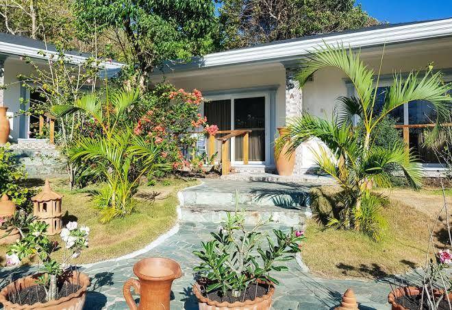 Garden Bungalows Resort Image