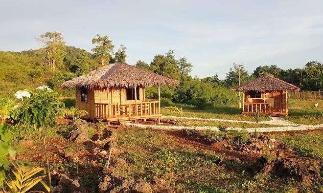 Wild ocean ecolodge