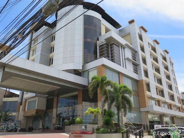 Big 8 corporate hotel