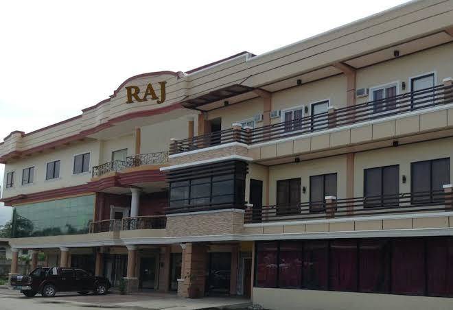 Raj hotel