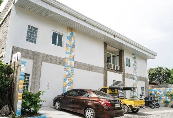 Sena gladyz suites