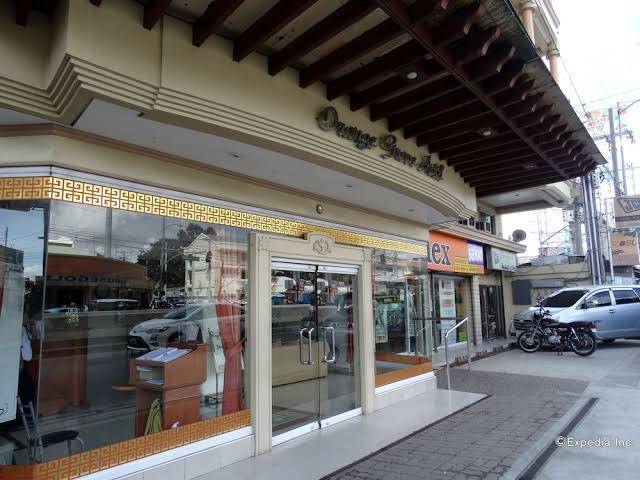 Orange grove hotel