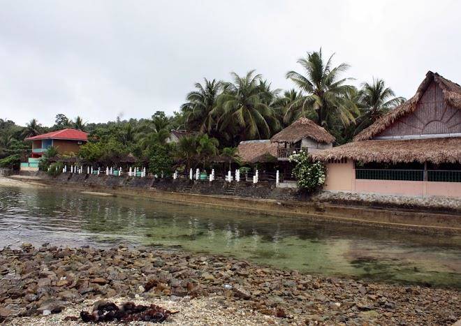 Wayang wayang beach resort