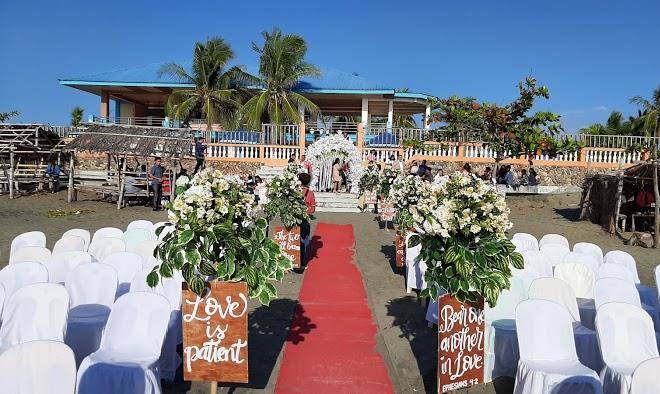 Candon beach resort