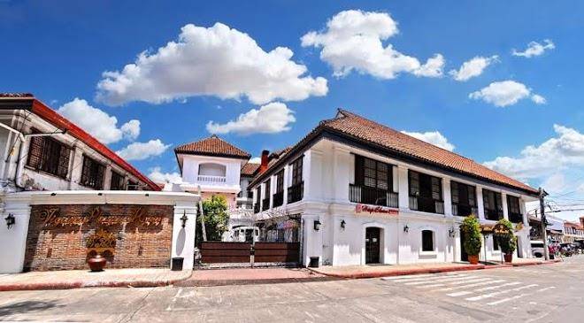 Vigan plaza hotel