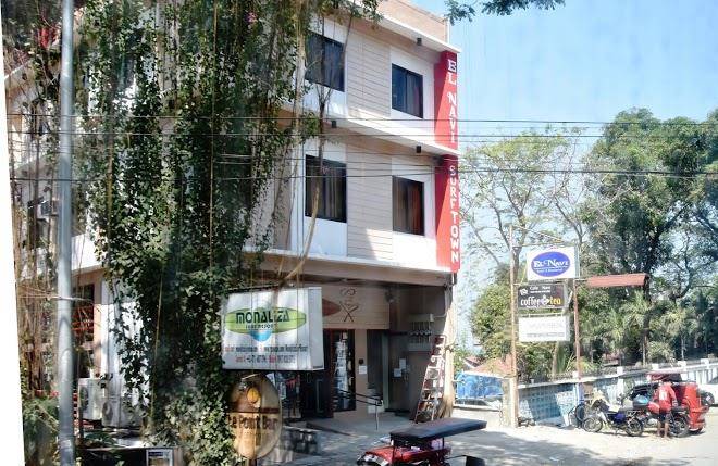 El navi surftown
