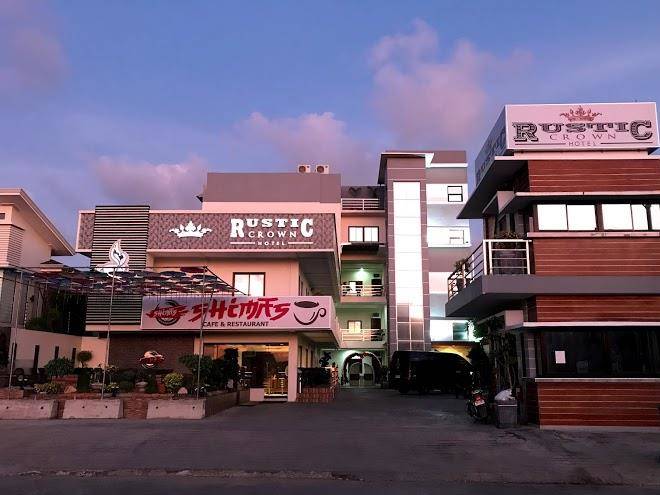 Rustic crown hotel