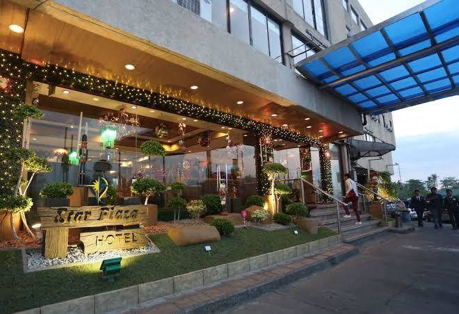 Star plaza hotel
