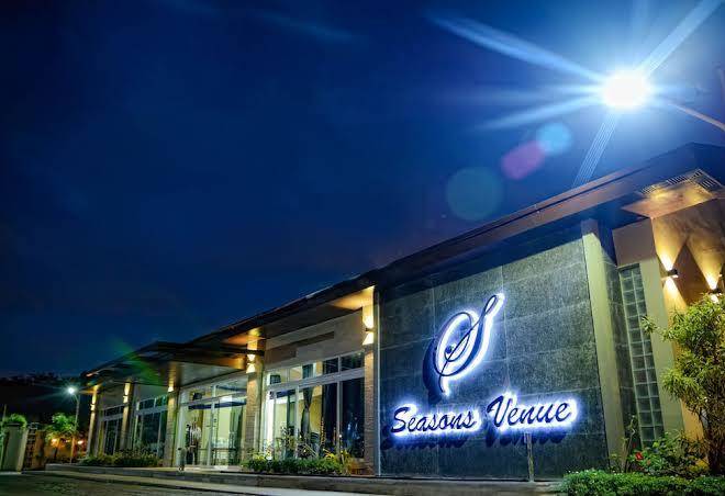 Seasons Hotel And Convention Center Image