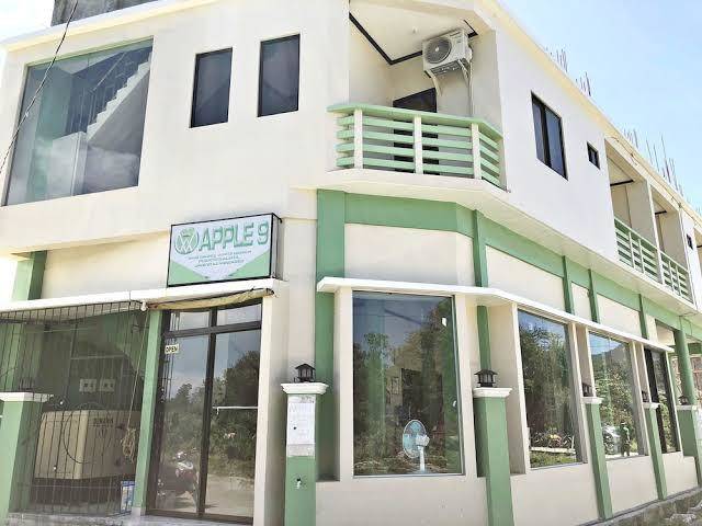 Apple Nine Hotel Image