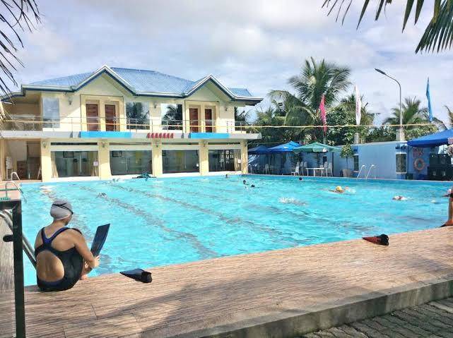 Eduardo's resort