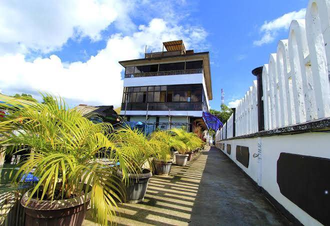 Amphibi ko resort and dive center
