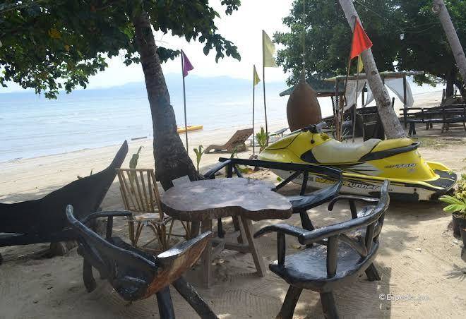 Floresita's Beach Resort Image