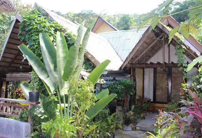 Novie's Tourist Inn Image