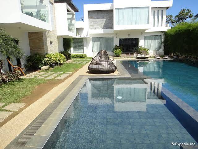 One manalo place