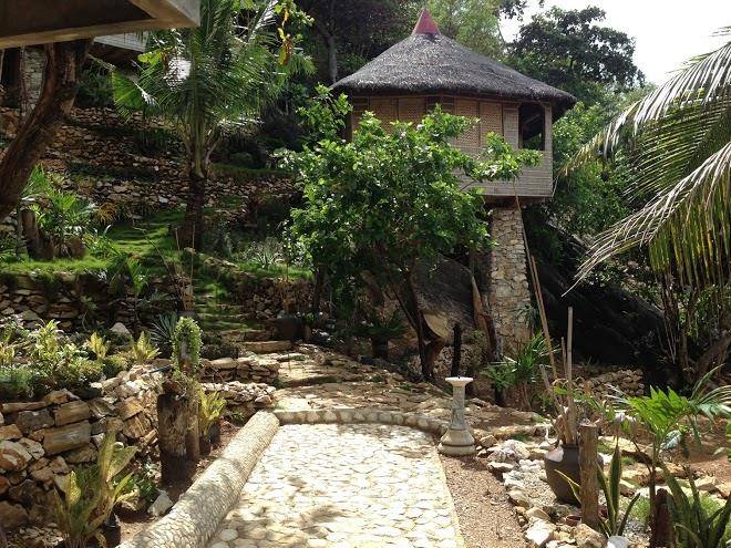 Tinaoog beach resort