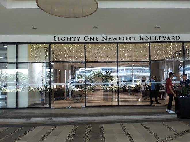 81 newport blvd airport condo