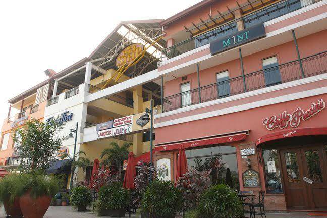 F1 Hotel Manila Image