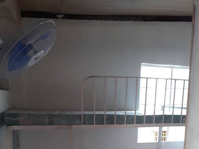 Female bedspacer