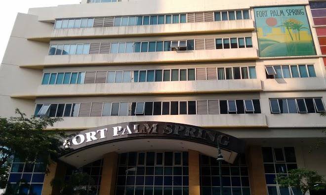 Fort palm spring condominium