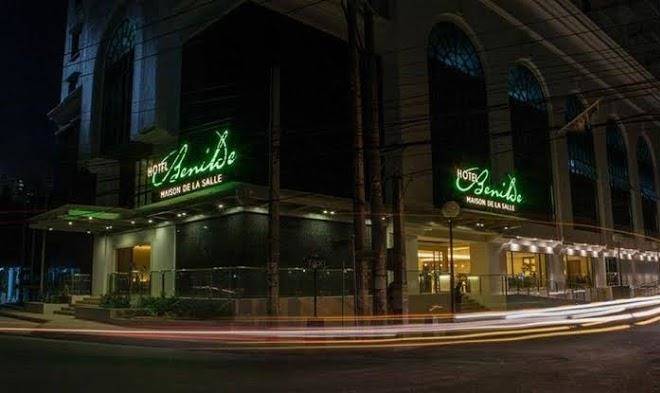 Hotel benilde maison de la salle