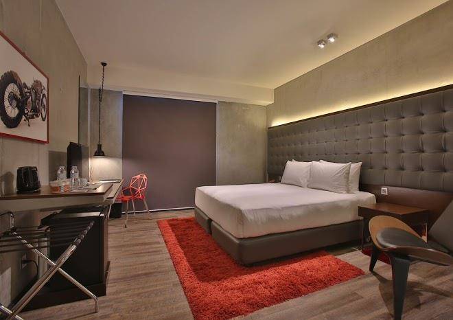 The b hotel quezon city