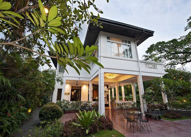 The henry hotel manila