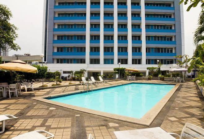 The pearl manila hotel