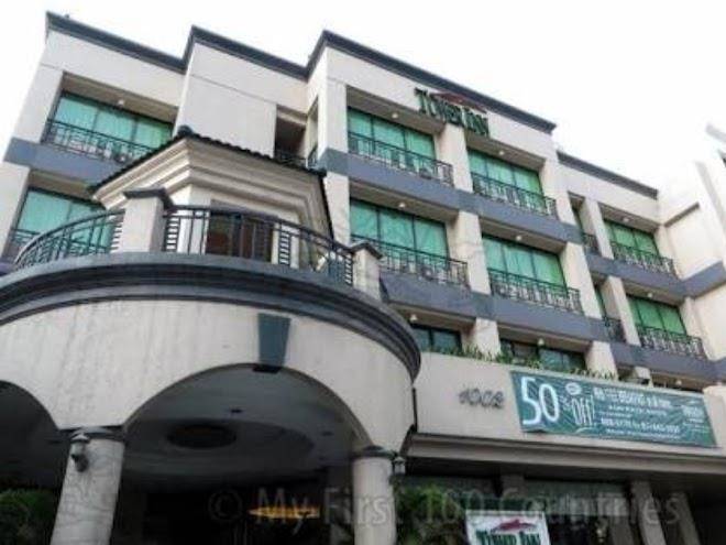 Tower Inn Makati Image
