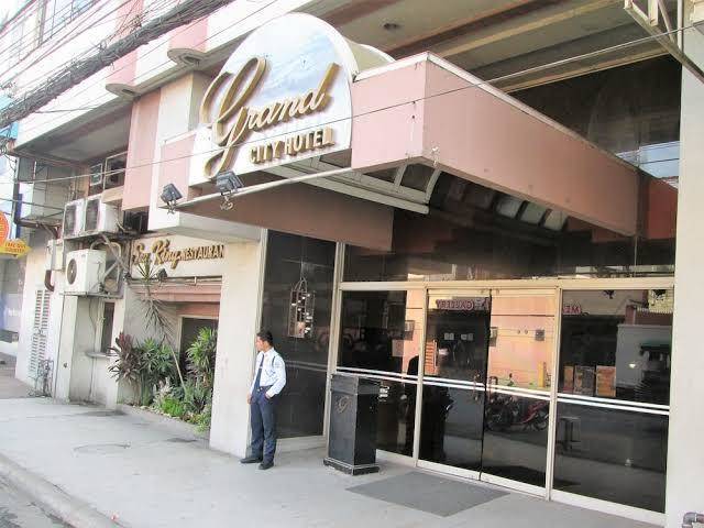 Grand City Hotel Image