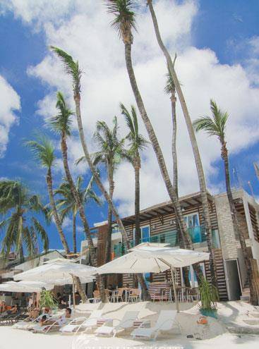 Bluelilly hotel boracay