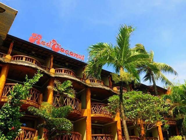 Red coconut beach hotel boracay