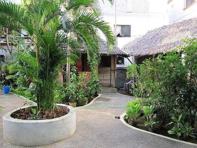 Sundown beach resort