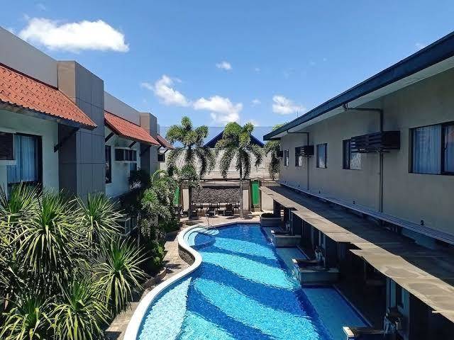Circle inn hotel & suites