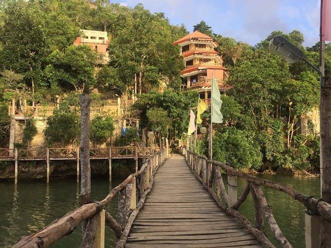 Tinagong dagat island resort