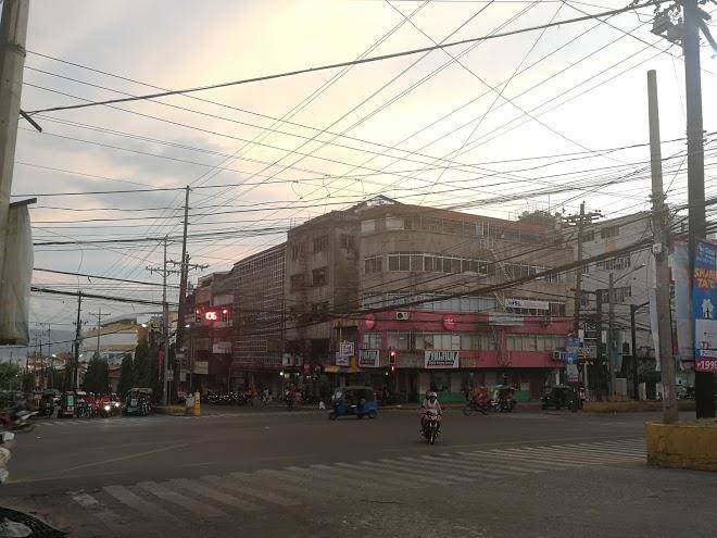 New Roxan Hotel & Restaurant Image