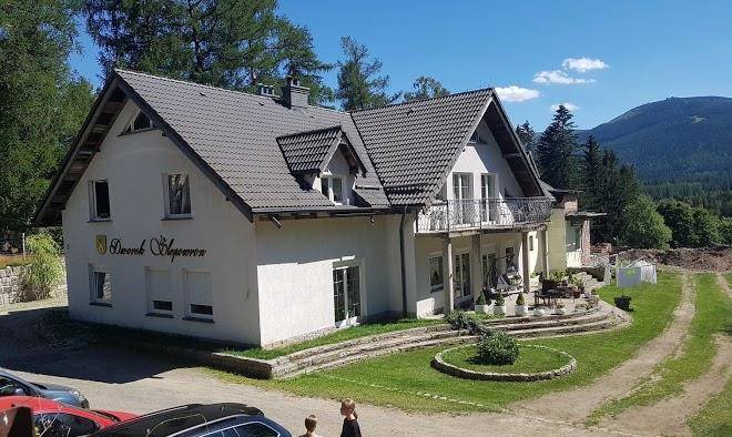 Dworek slepowron pokoje goscinne