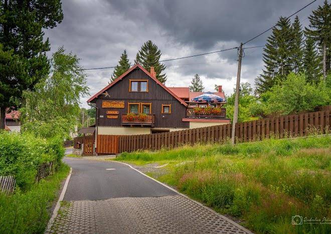 Modrzewianka pokoje goscinne