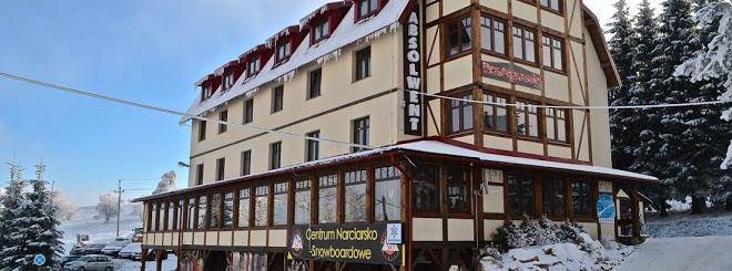 Hotel absolwent
