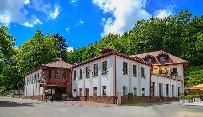 Noclegi Duszniki Zdroj Restauracja Werona Spa Image