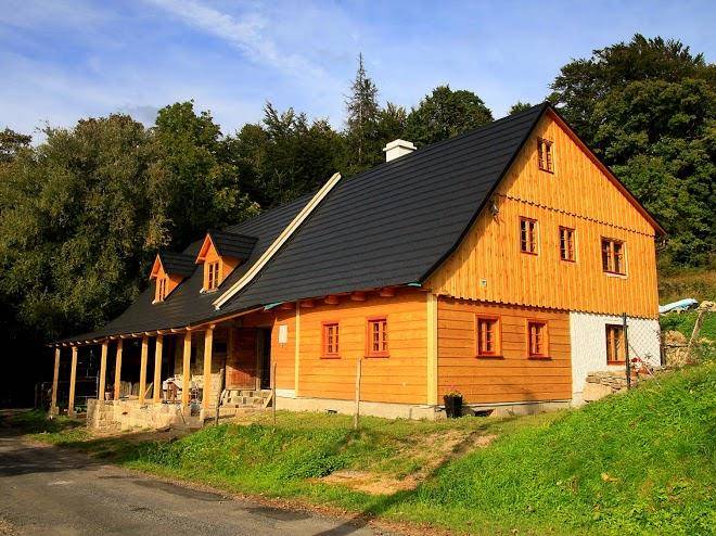 Sudecka chata pokoje na wynajem kamienna