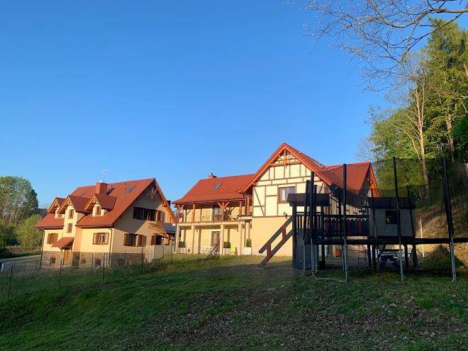 Zlote Modrzewie Image