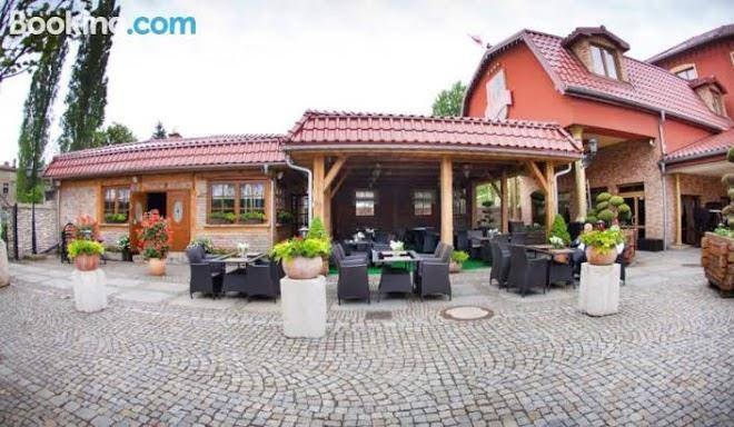 Olawian hotel