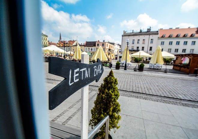 Hotelik inna strefa